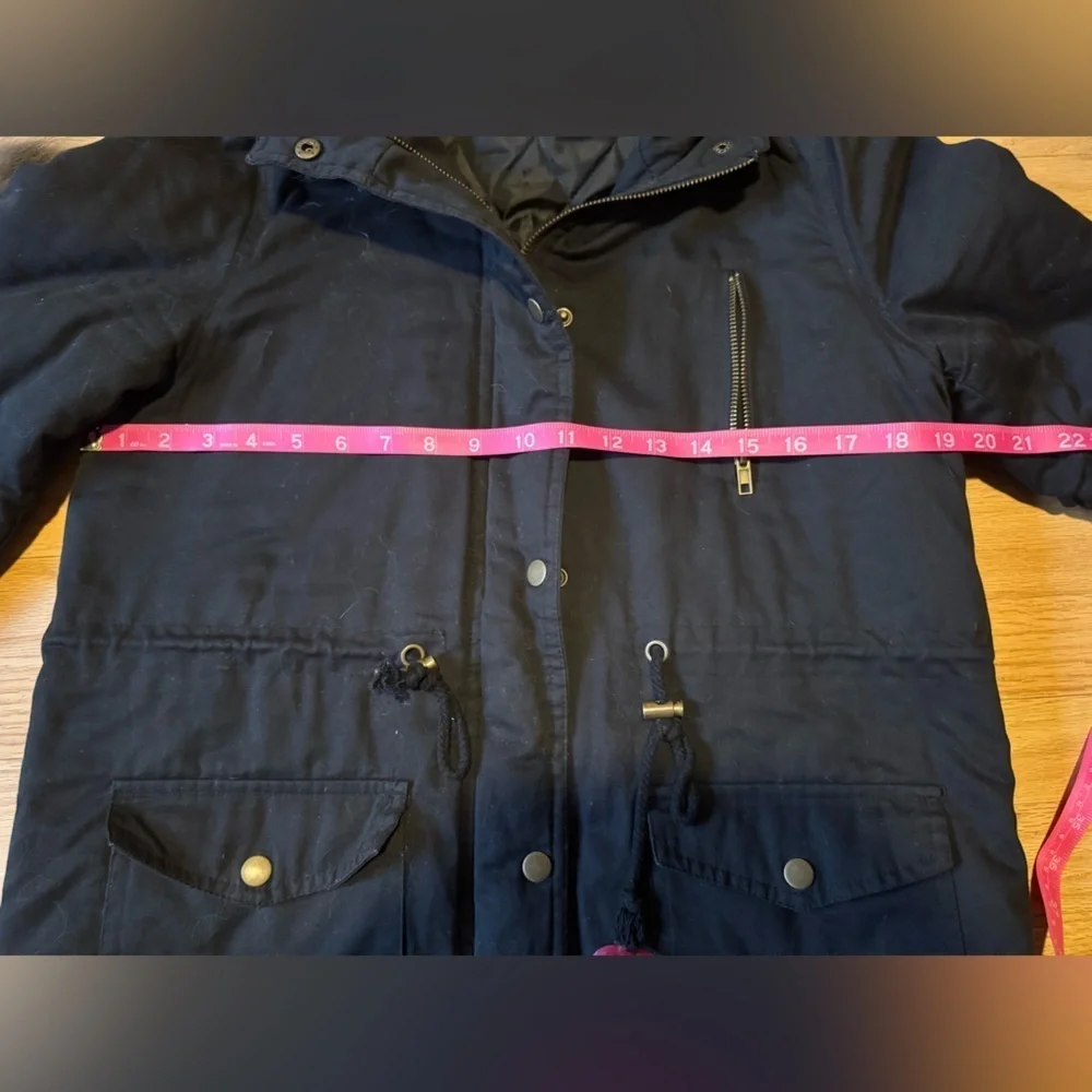 Zenana outfitters Black parka Jacket with Fur-Trimmed Hood, size medium